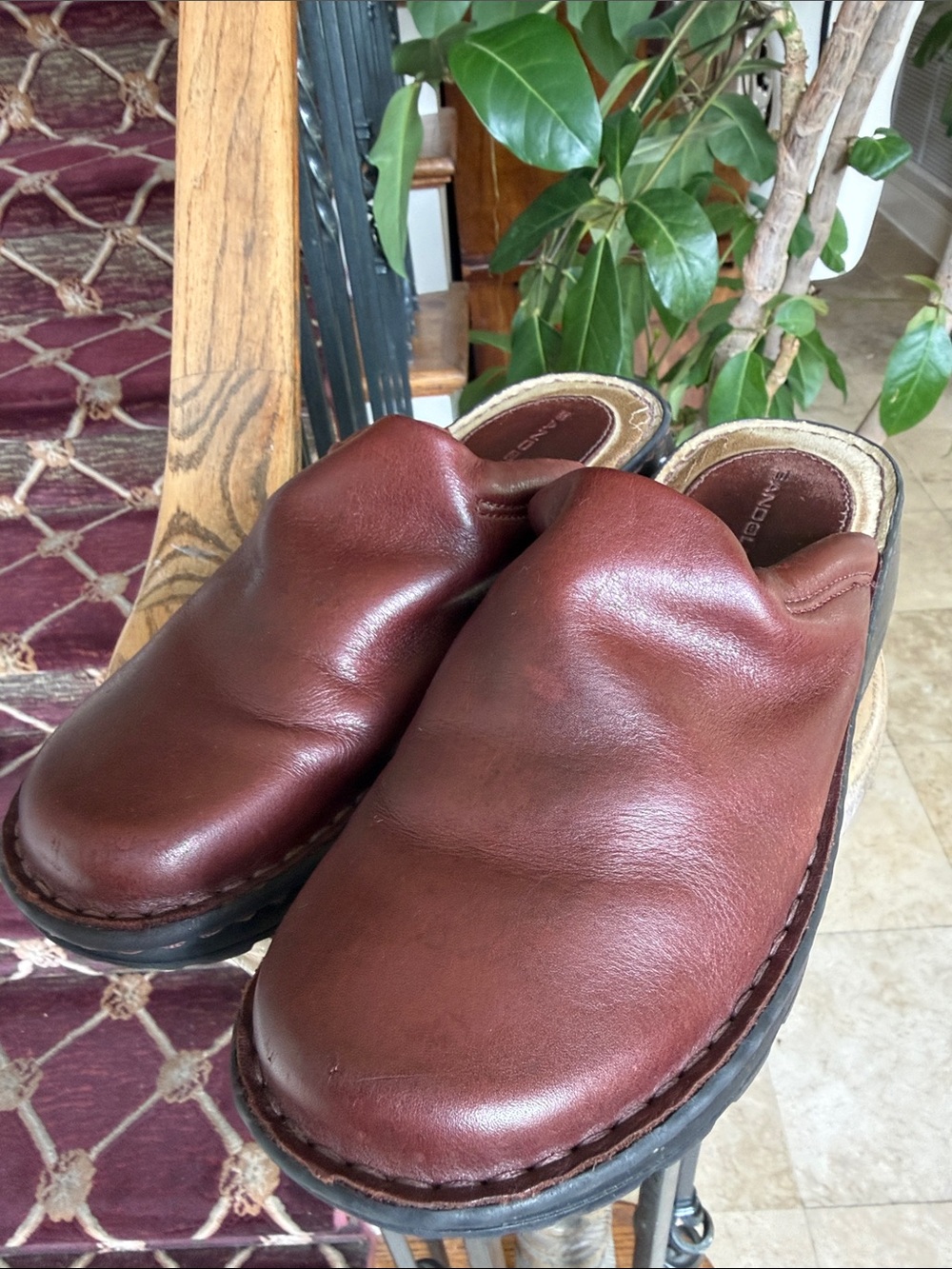 BANDOLINO BLU ladies, leather clog, preowned good condition, size 8 - Picture 10 of 10